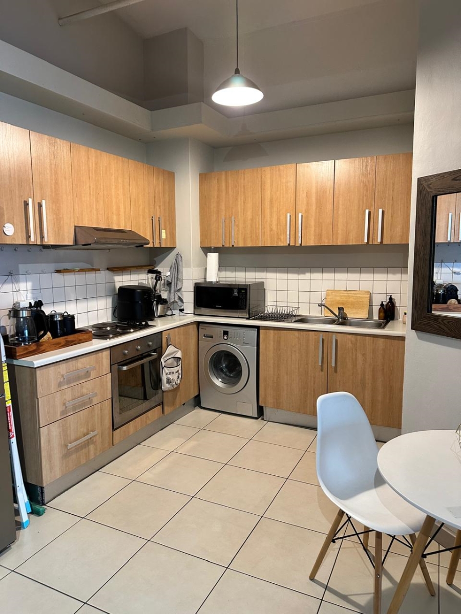 To Let 1 Bedroom Property for Rent in Woodstock Western Cape